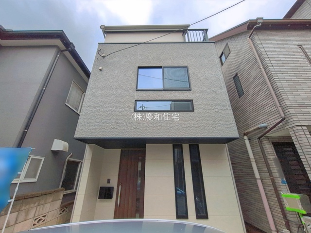 市川市南八幡2丁目 新築戸建 2駅3路線利用可